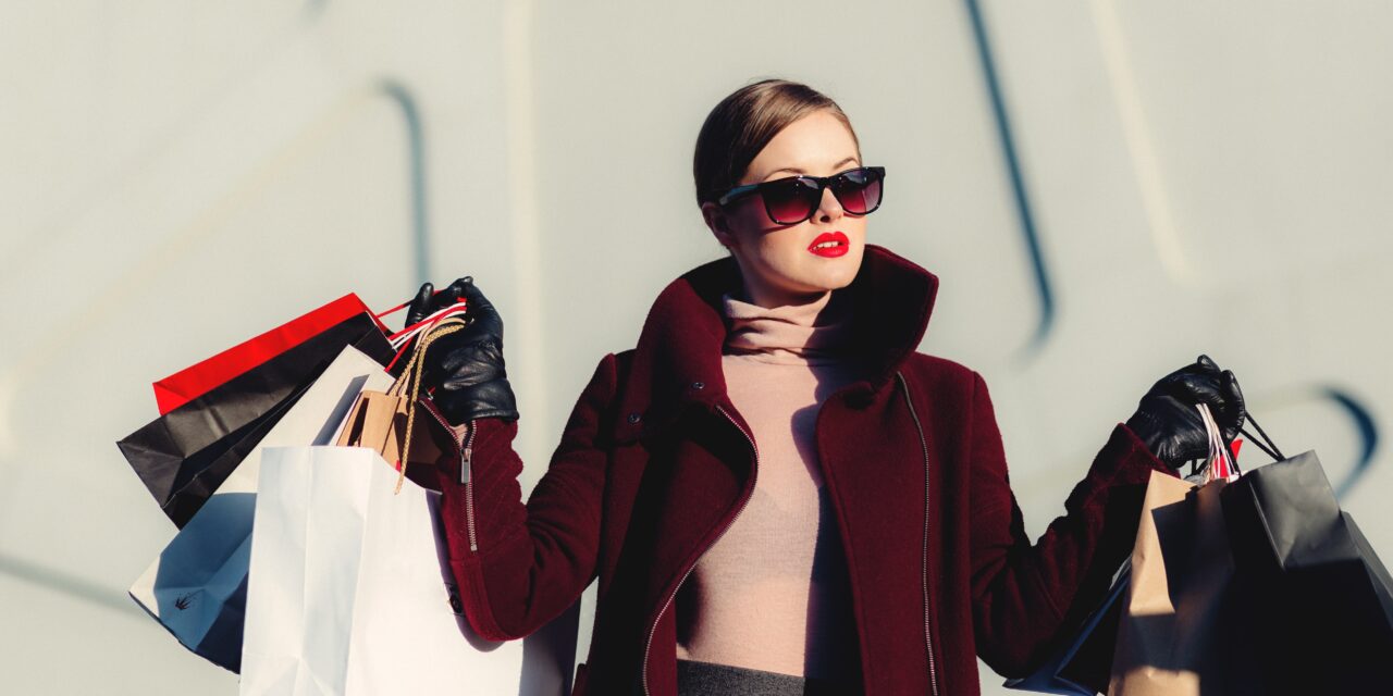 8 Summer Fashion Hacks Every Woman Needs to Know
