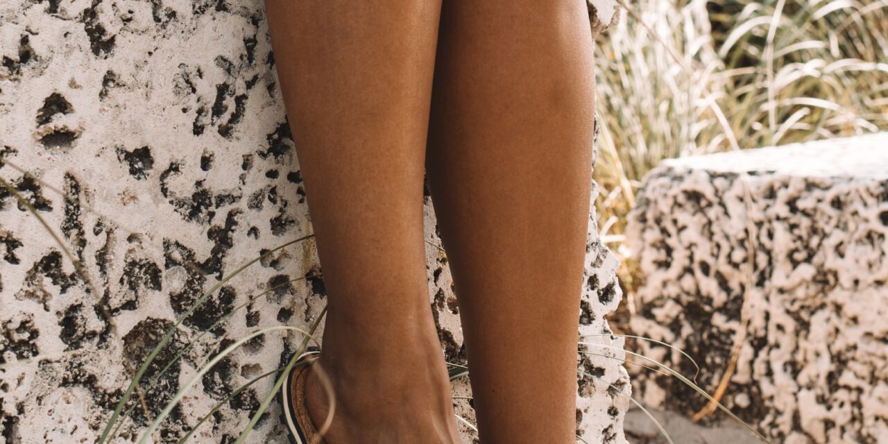 How to Style Your Wide Fitting Sandals with Party Dresses?