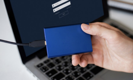 Memory Card Reader: What You Need It For